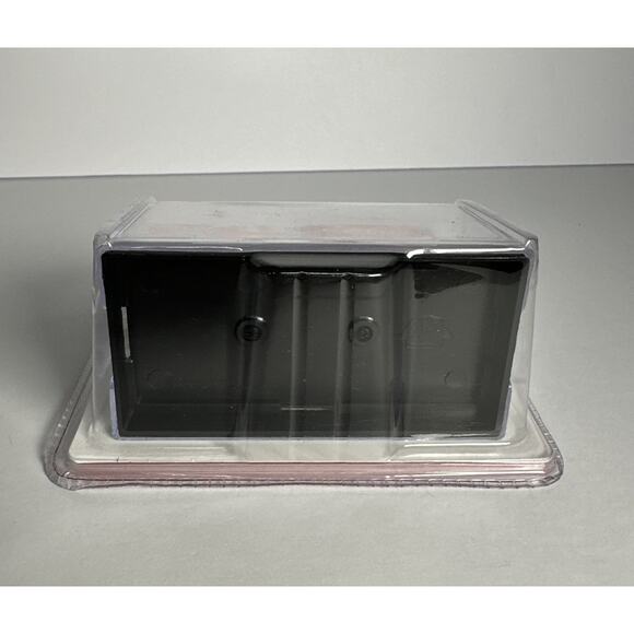 M2 Machines Coca-Cola Limited Edition 1965 Ford Econoline 1:64 Diecast - Picture 8 of 8